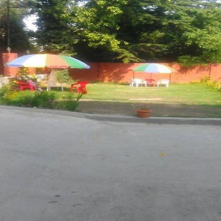 Hotel Grand Jigar Srīnagar Esterno foto