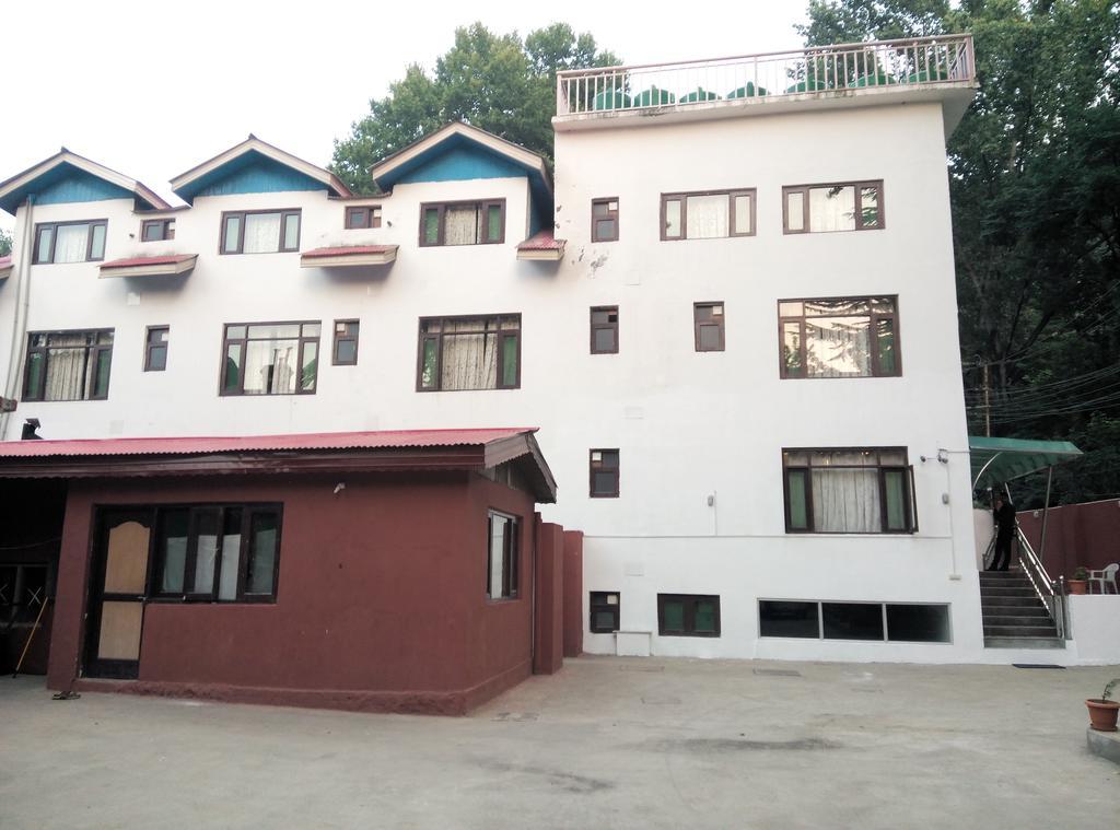Hotel Grand Jigar Srīnagar Esterno foto