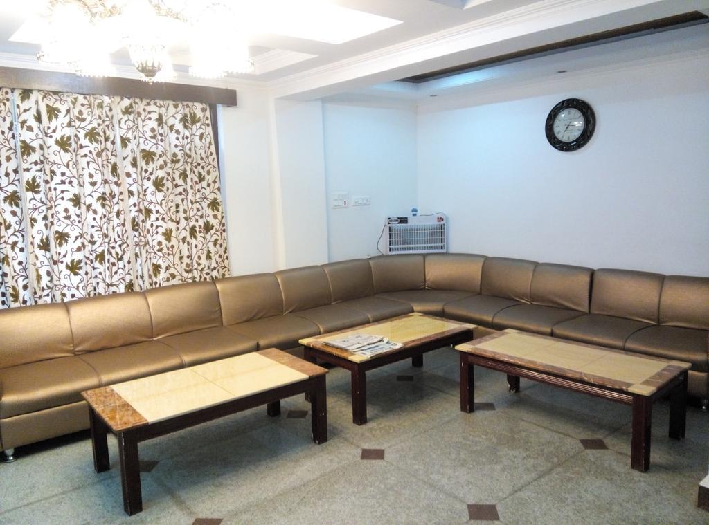 Hotel Grand Jigar Srīnagar Esterno foto